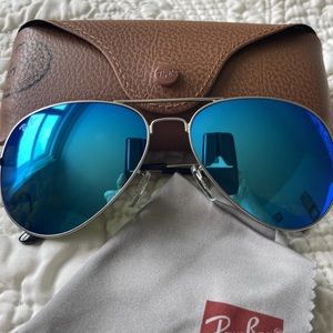 Ray Ban Aviator Silver Frame / Blue  Mirrored 62mm